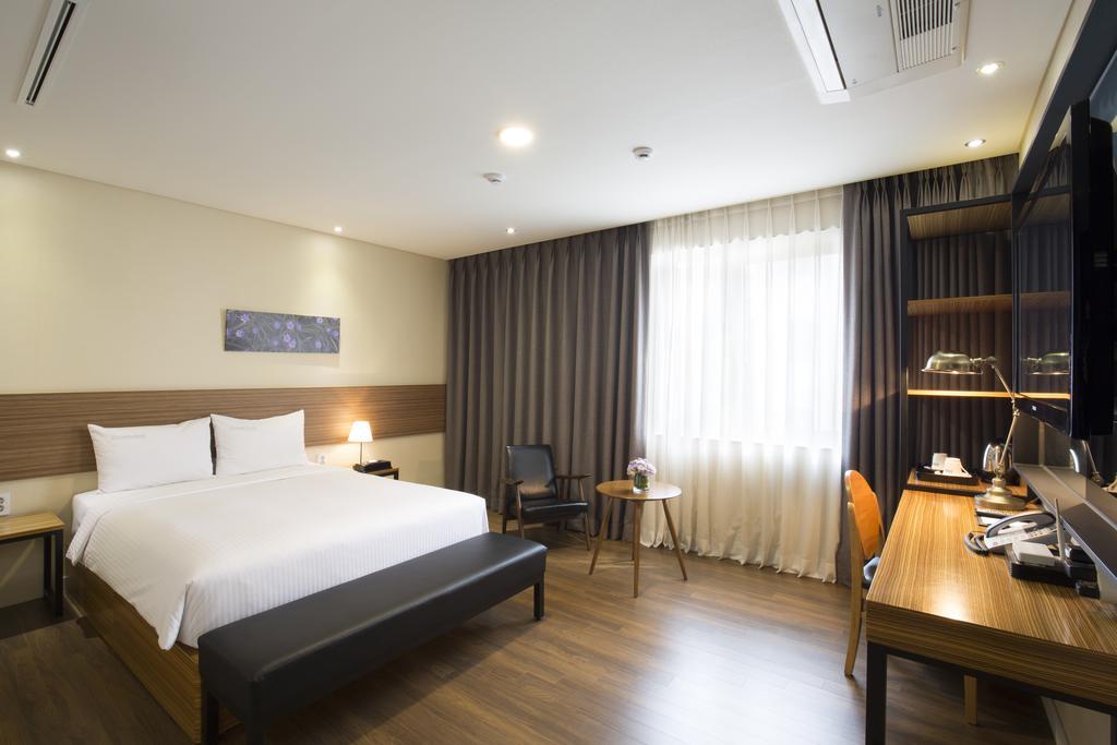 Cinema House Hotel in Busan Buitenkant foto