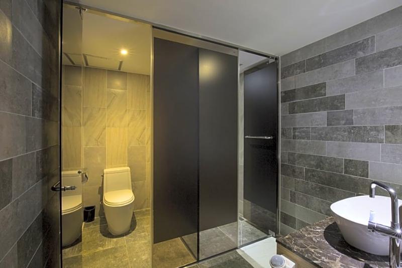 Cinema House Hotel in Busan Buitenkant foto